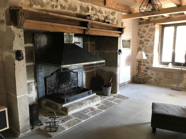 Gite Pour Famille Saint-Clément Buitenkant foto